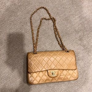 Chanel Classic Double Flap Medium Calfskin in Tan w/ gold hardware (Vintage)